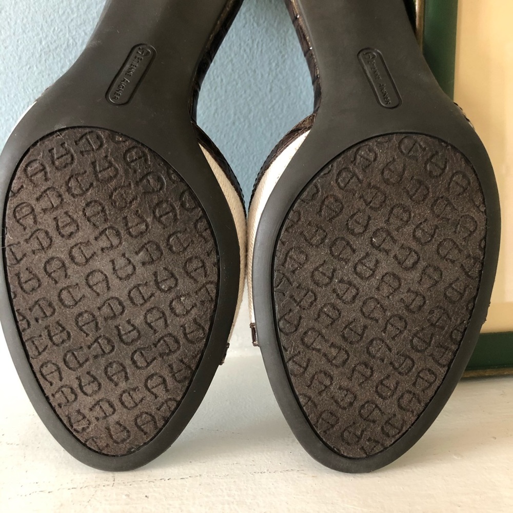 Etienne Aigner Leather & Linen Slides w/ Gold Trim - Picture 10 of 12